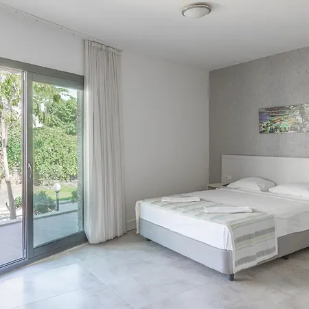 Zef Apartment